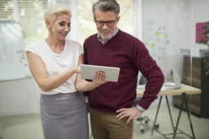 Executives, discover why partnering with a headhunter can open doors to new opportunities, enhance your career trajectory, and connect you with the right organizations.